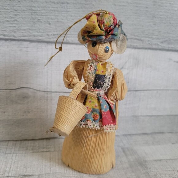Set Of 3 Handmade Corn Husk Dolls With Red & Floral Accents - Picture 15 of 16